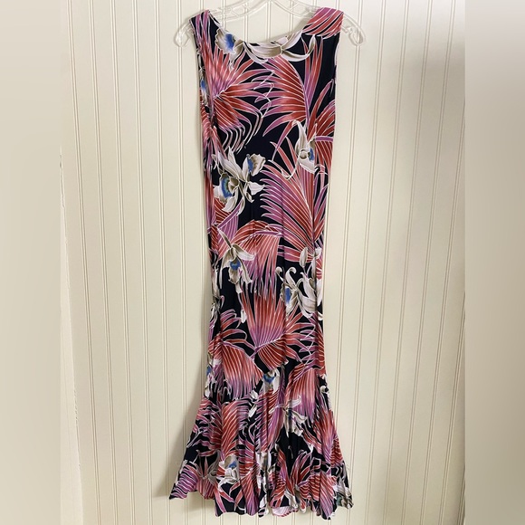 Hilo Hattie sleeveless flared bottom dress - Picture 2 of 6